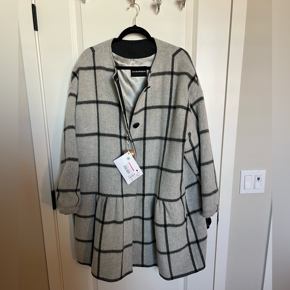 Emporio Armani Women’s coat XXL